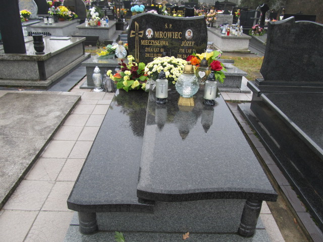 Grób Mieczysława Mrowiec
